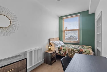 13 bed house, Queen Anne Terrace, North Hill, Plymouth, PL48EG - Image 14